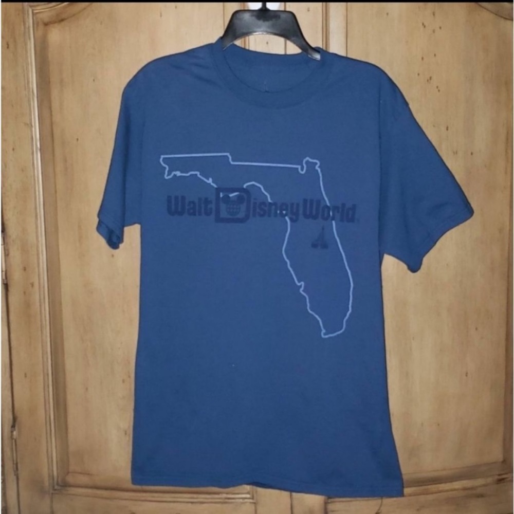 Walt Disney World Theme Park Short Sleeve Tee-Shirt